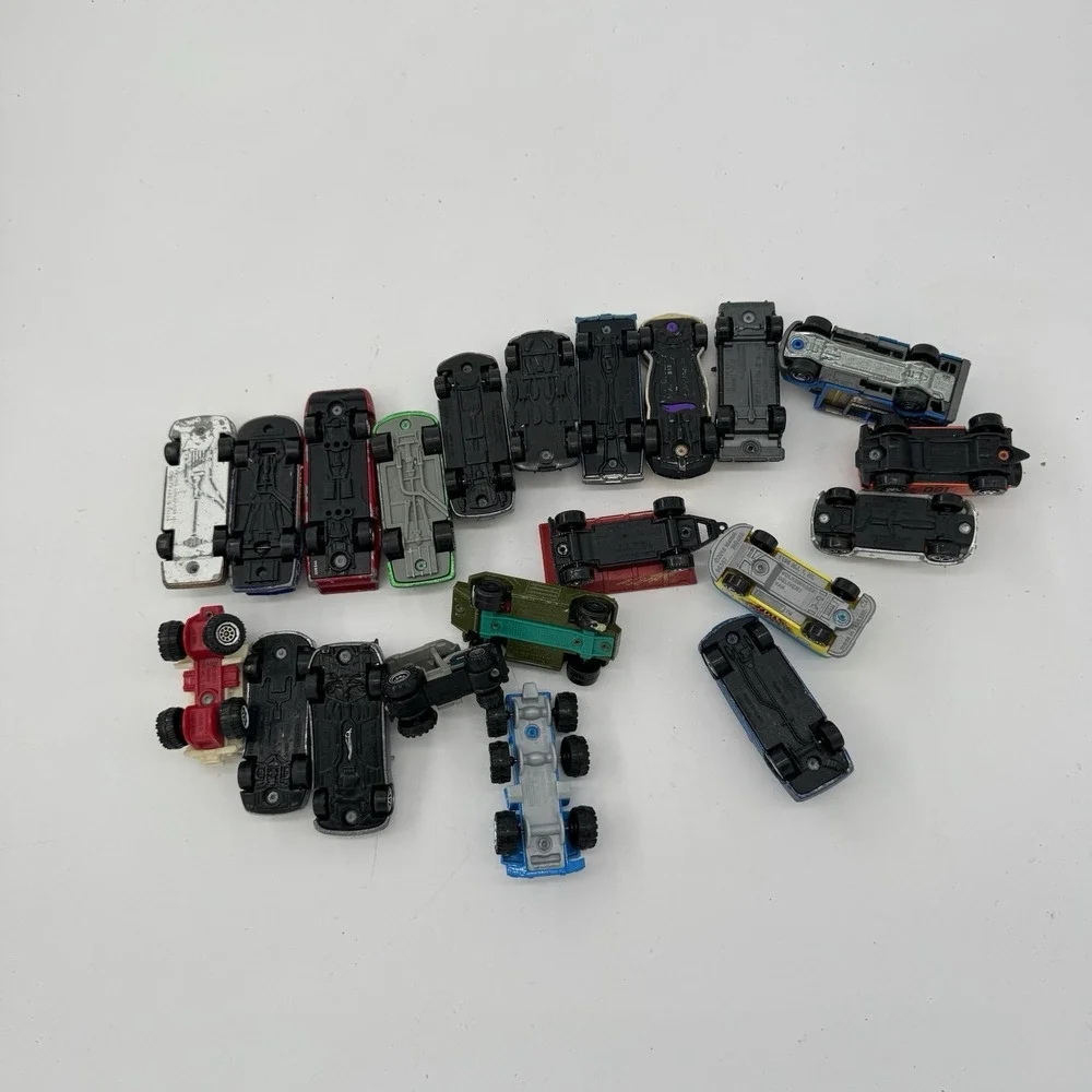 Vintage Diecast Car Lot Of 21 Matchbox Maisto Mattel Racing Champions‎ 90s